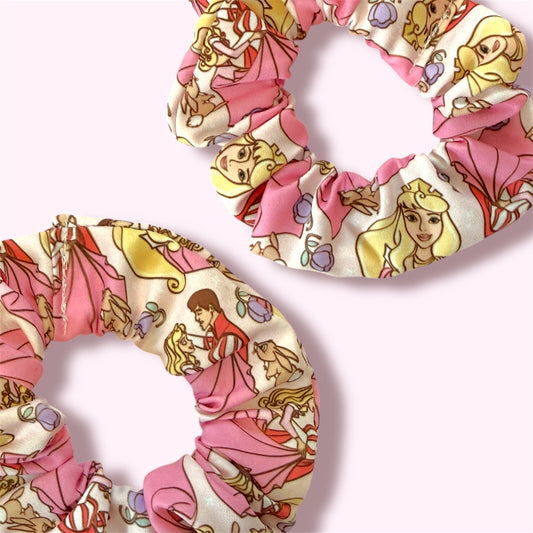 THE SLEEPING PRINCESS! // Scrunchies!