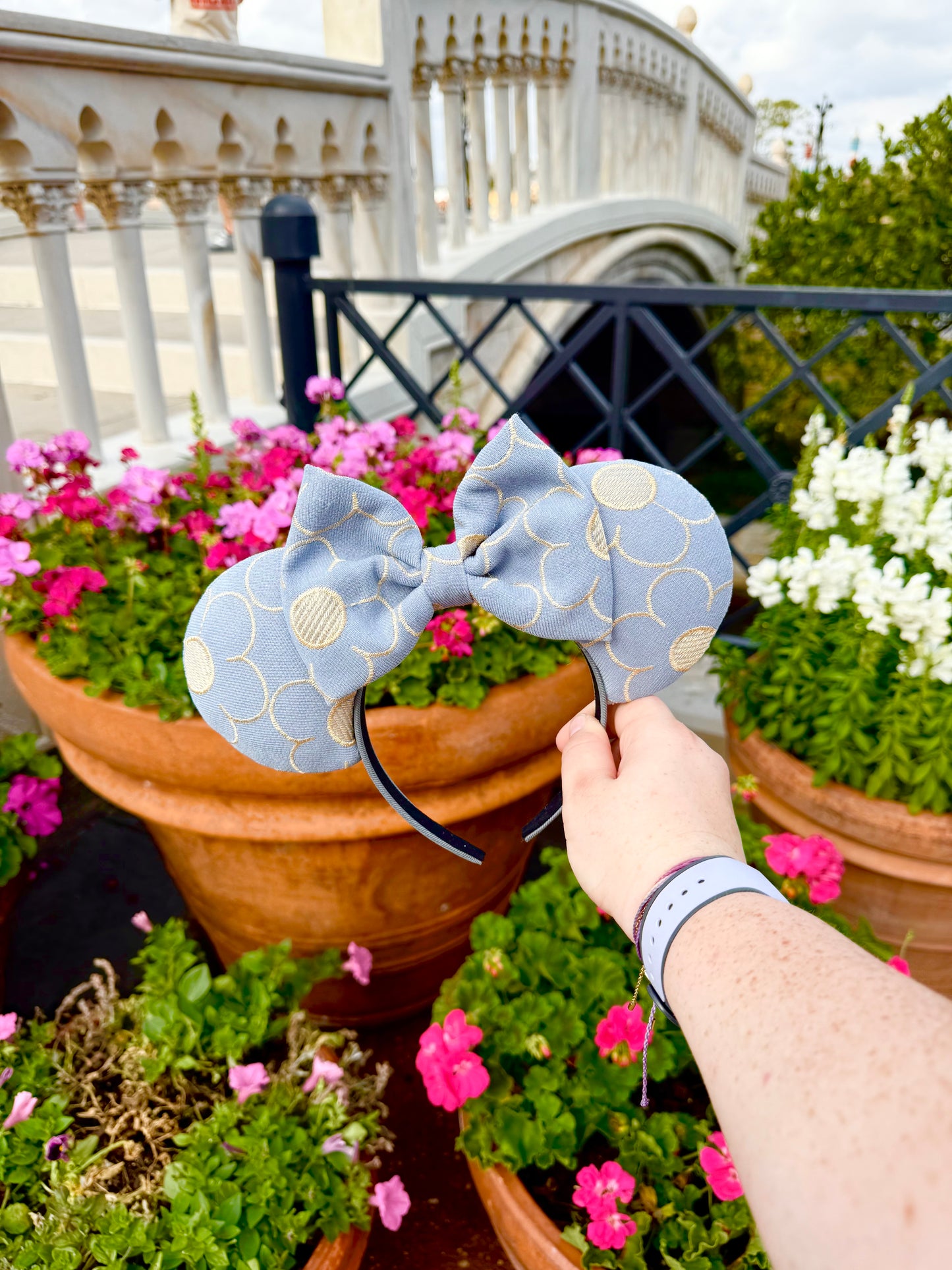 FLOWER POWER DAISIES