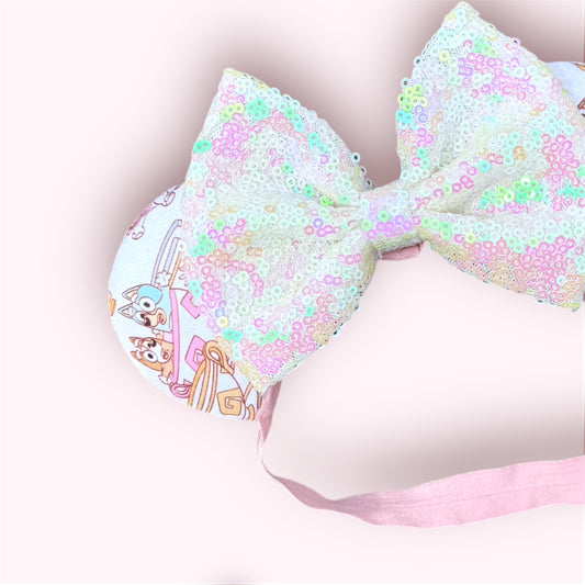 MINI PUPS IN FANTASYLAND