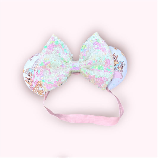 MINI PUPS IN FANTASYLAND