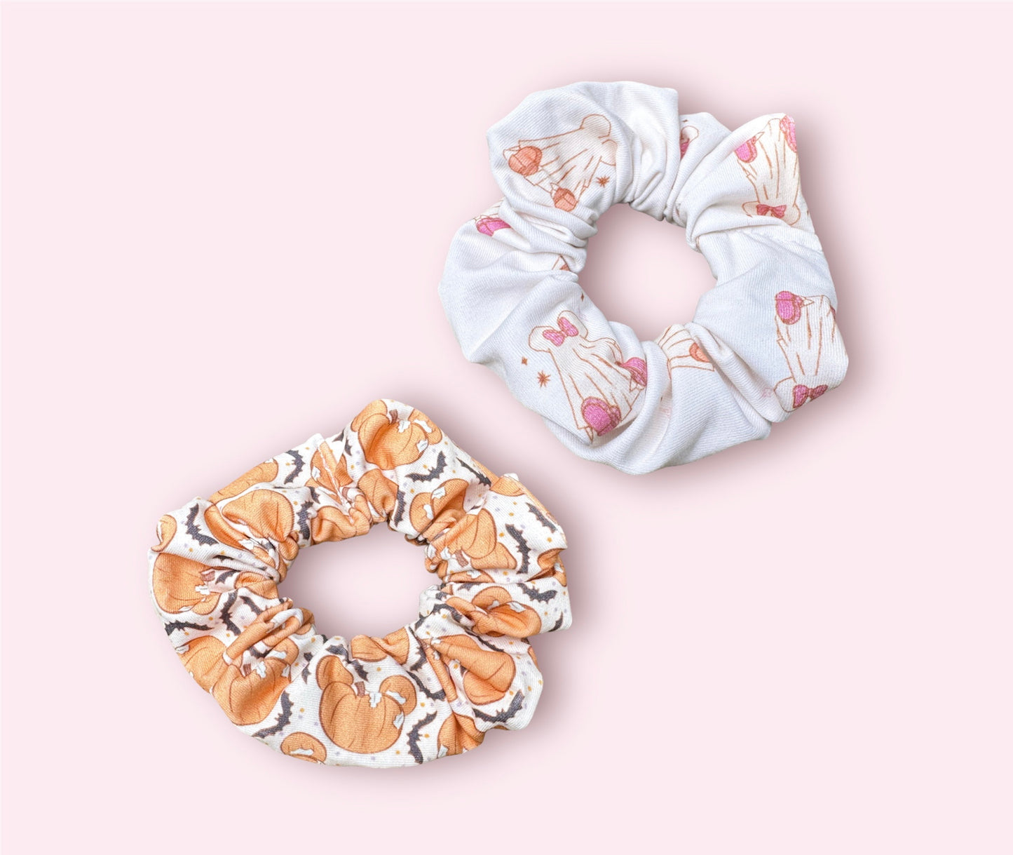 MOUSE GHOSTIES // Scrunchie