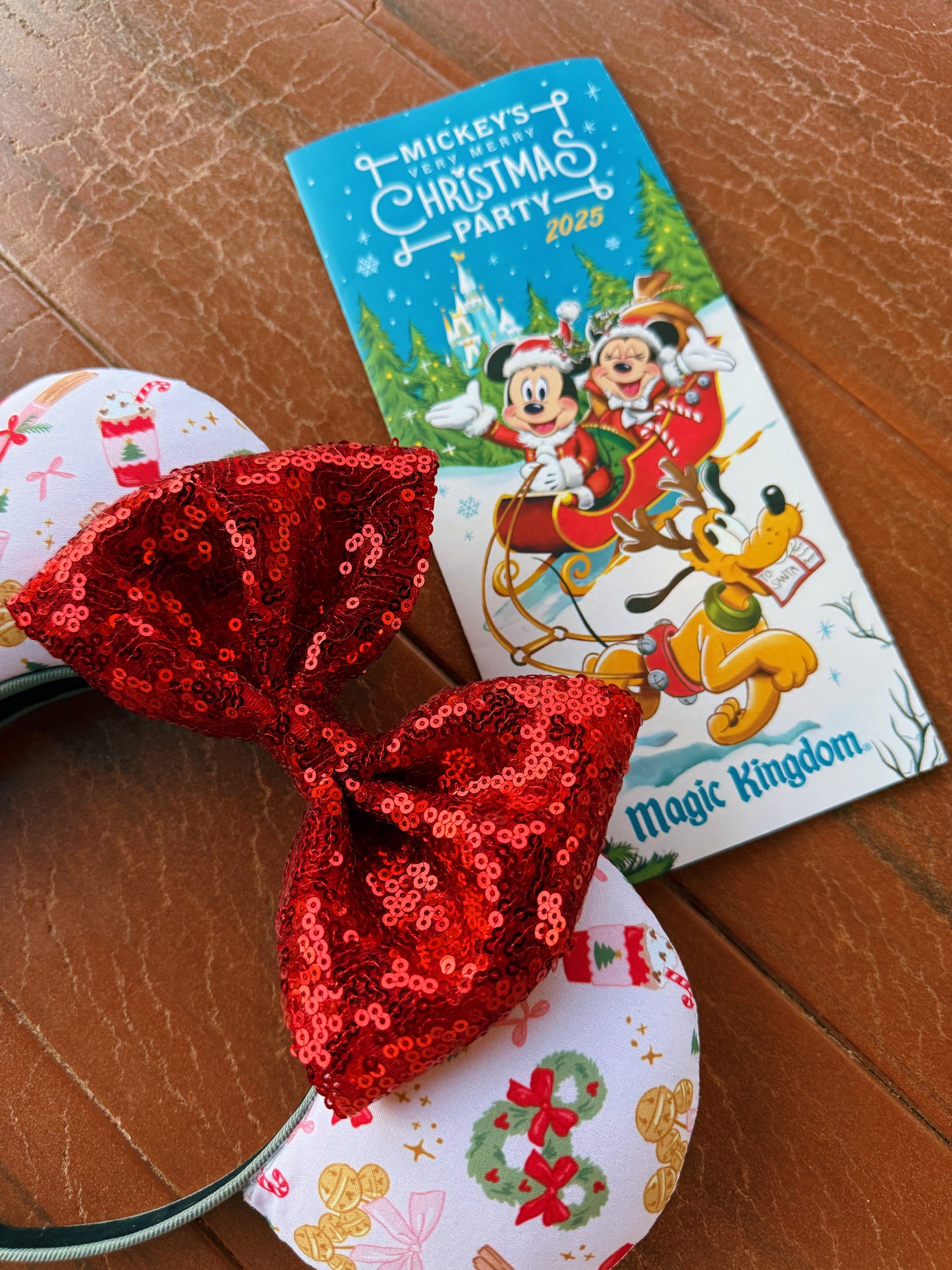BELLS & BOWS