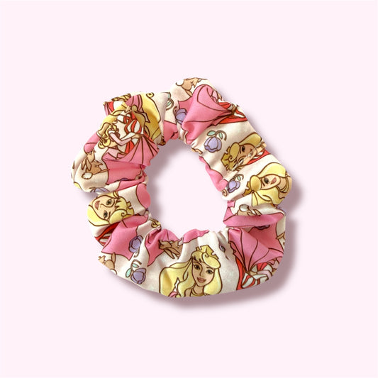 THE SLEEPING PRINCESS!  // Scrunchies!