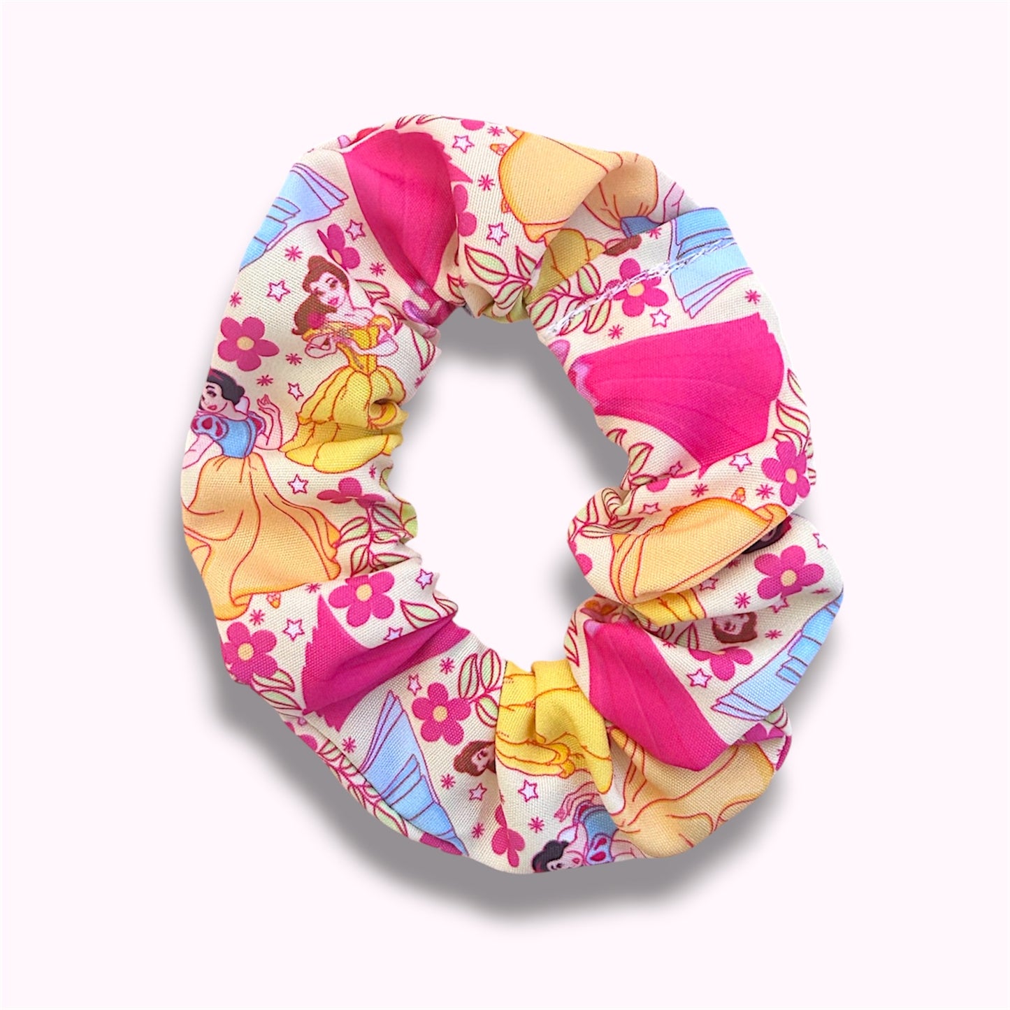 SUNSHINE + PRINCESSES  // Scrunchie!