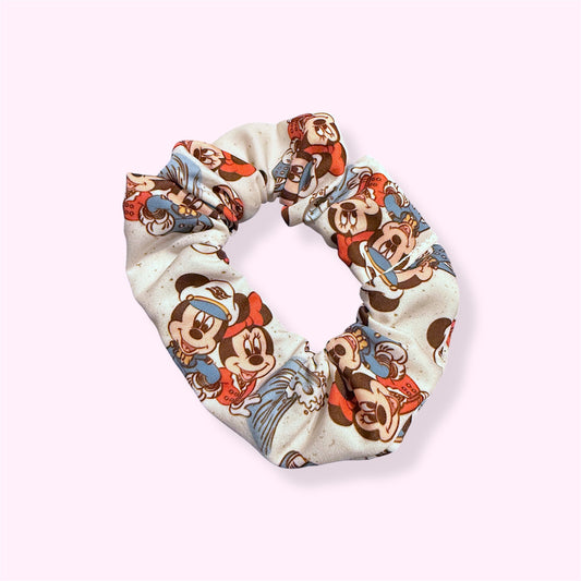 NAUTICAL MOUSE MAGIC  // SCRUNCHIE!