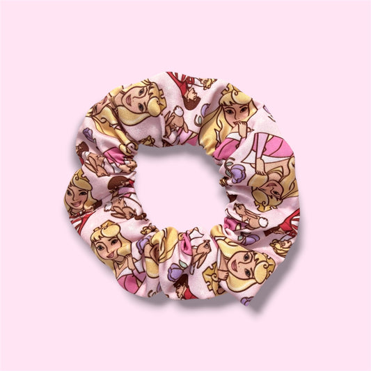THE SLEEPING PRINCESS!  // Scrunchies!