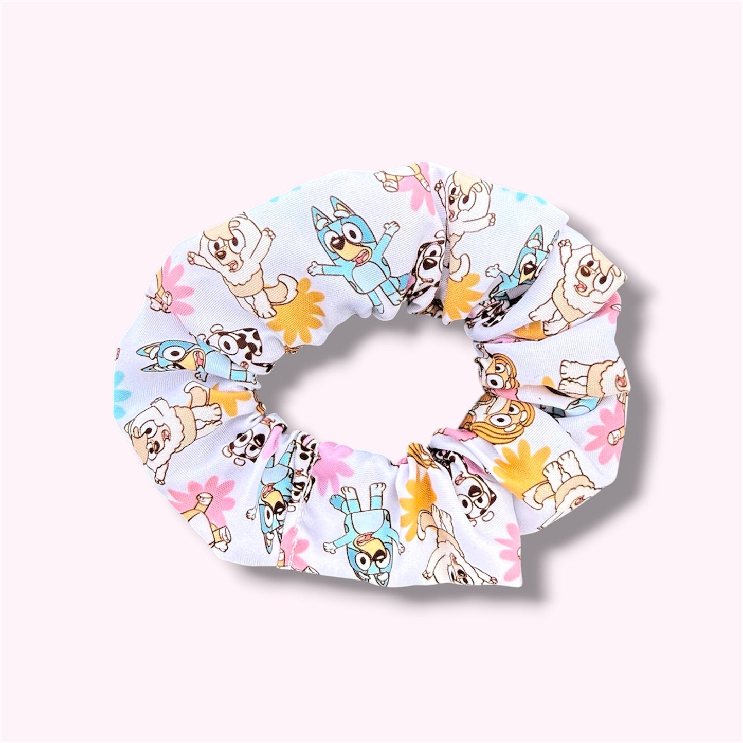 HAPPY PUP CLUB! // Scrunchies!