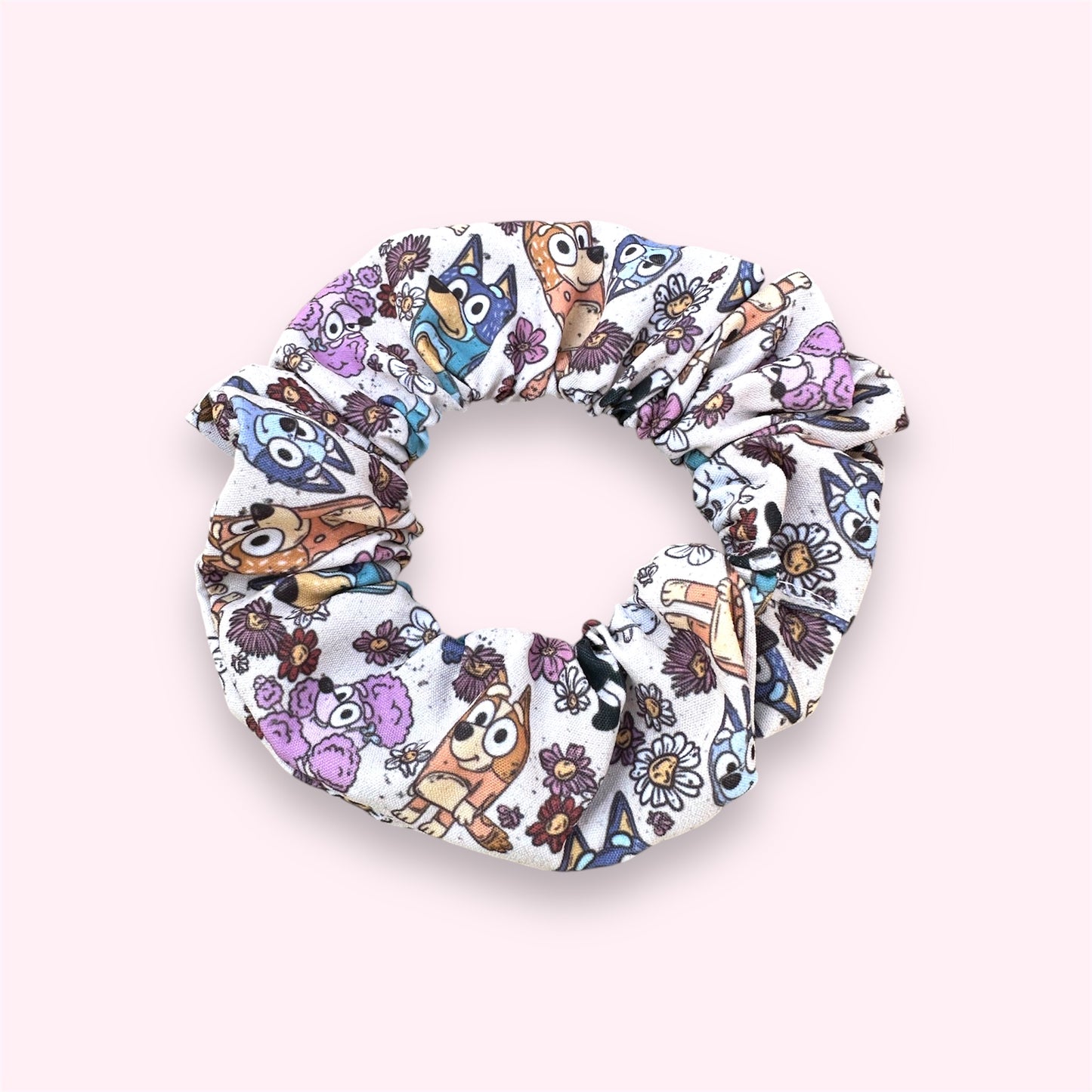 FLORAL BLUE-Y // SCRUNCHIE